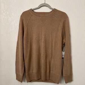 AE77 100% Cashmere Crewneck Sweater